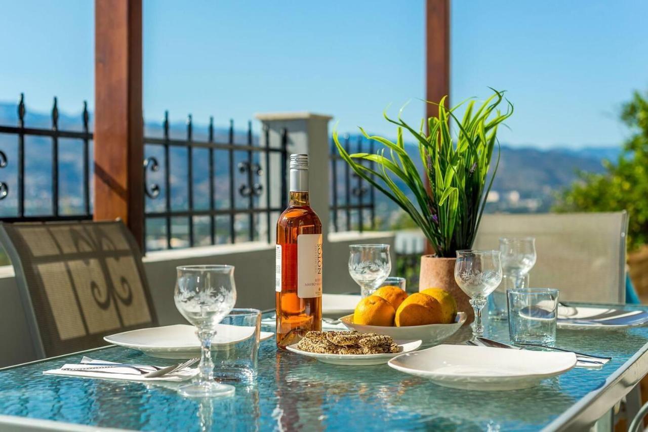 Superior Apartment - Overlooking Chania-With Pool La Canea Exterior foto